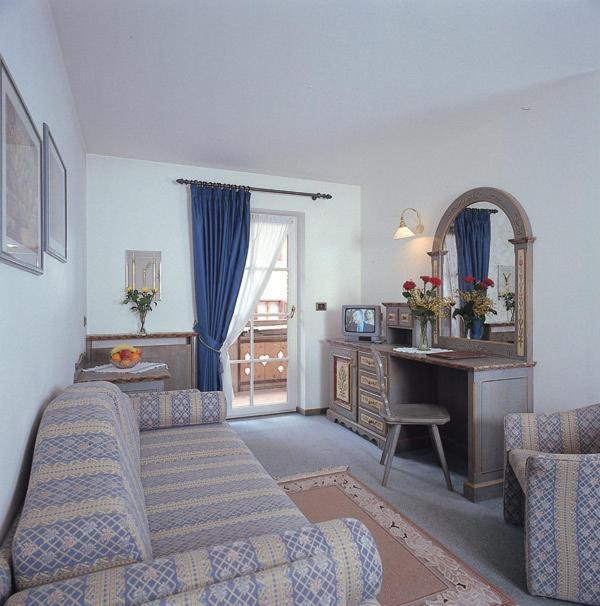 Hotel Garni Soreie Pozza di Fassa Pokój zdjęcie