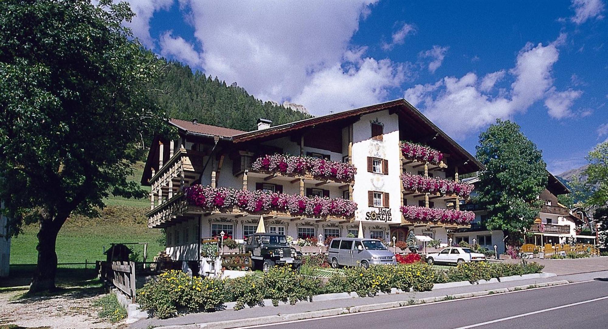 Hotel Garni Soreie Pozza di Fassa Zewnętrze zdjęcie