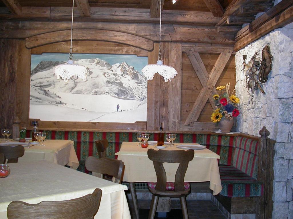 Hotel Garni Soreie Pozza di Fassa Zewnętrze zdjęcie