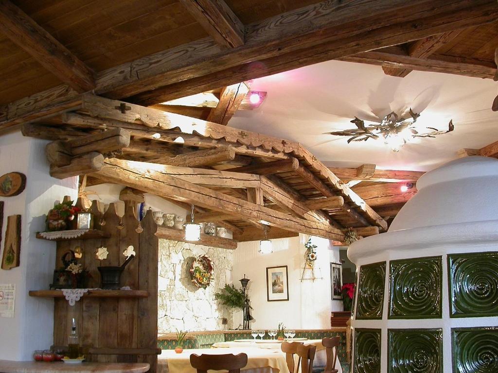 Hotel Garni Soreie Pozza di Fassa Zewnętrze zdjęcie
