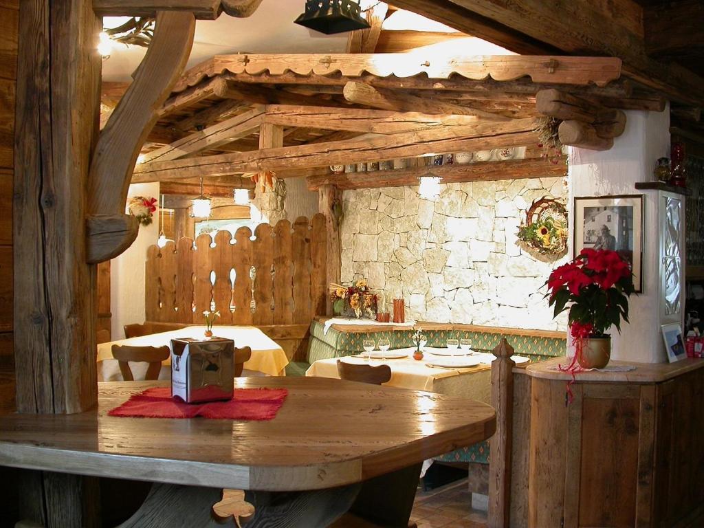 Hotel Garni Soreie Pozza di Fassa Zewnętrze zdjęcie