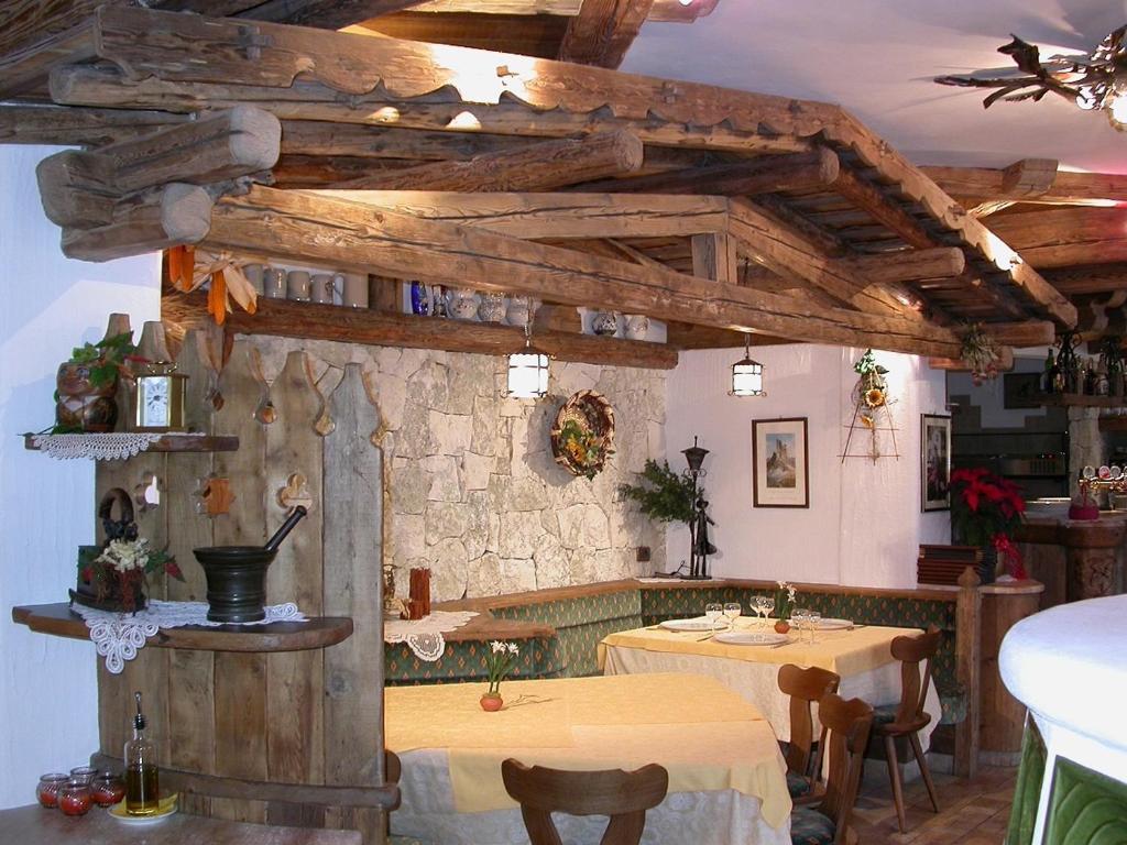 Hotel Garni Soreie Pozza di Fassa Zewnętrze zdjęcie